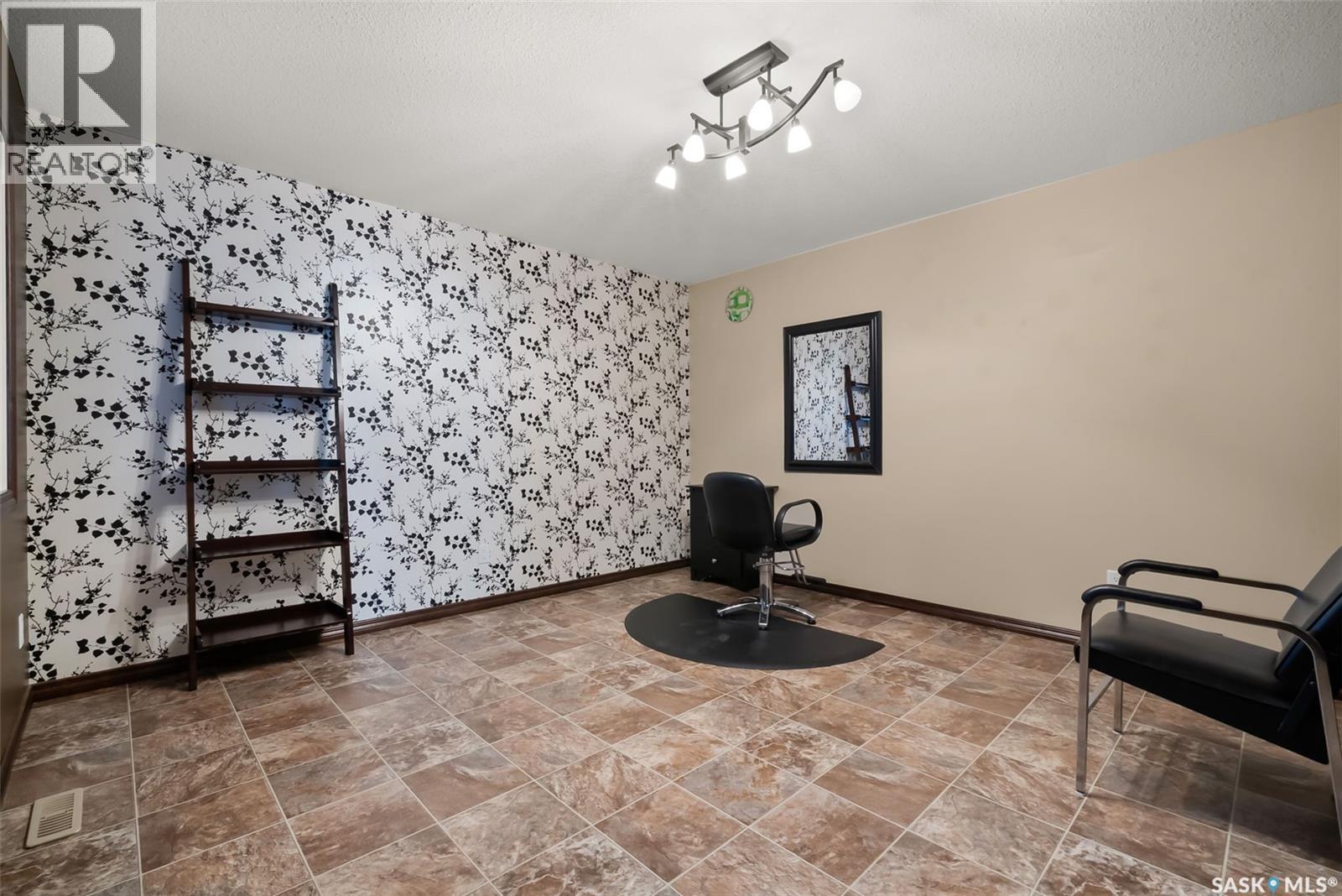 2522 Broderick Road, Regina, Saskatchewan S4V 1K6 - Photo 18 - SK024810