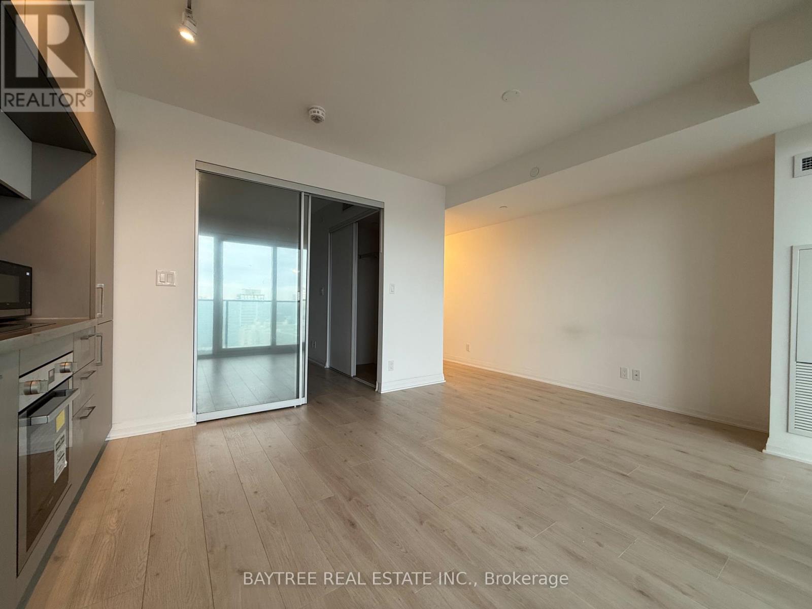 2107 - 99 Foxbar Road, Toronto (Yonge-St. Clair), Ontario  M4V 0B2 - Photo 6 - C12559576