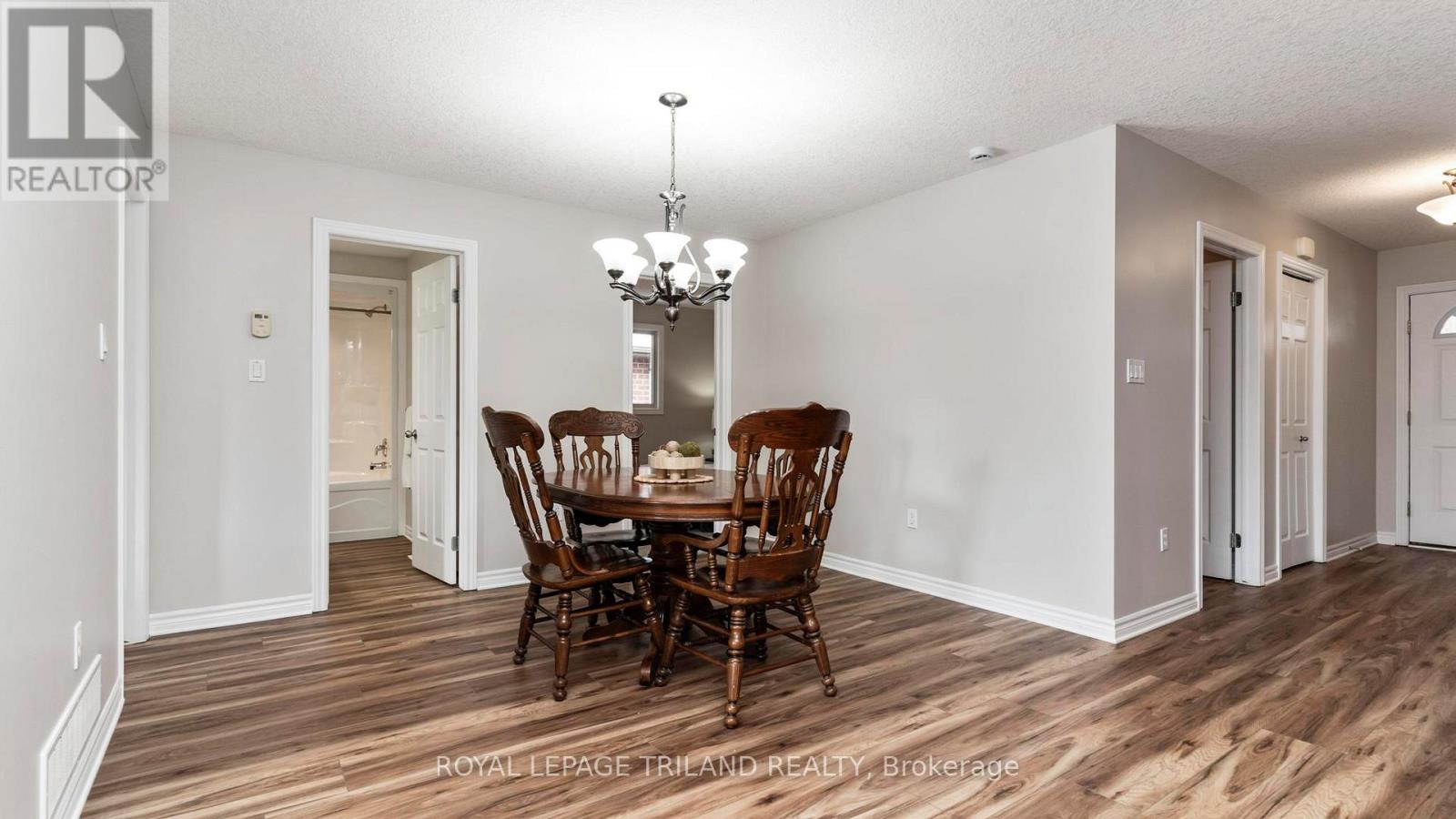 36 Hummingbird Lane, St. Thomas, Ontario  N5R 6L8 - Photo 14 - X12641486