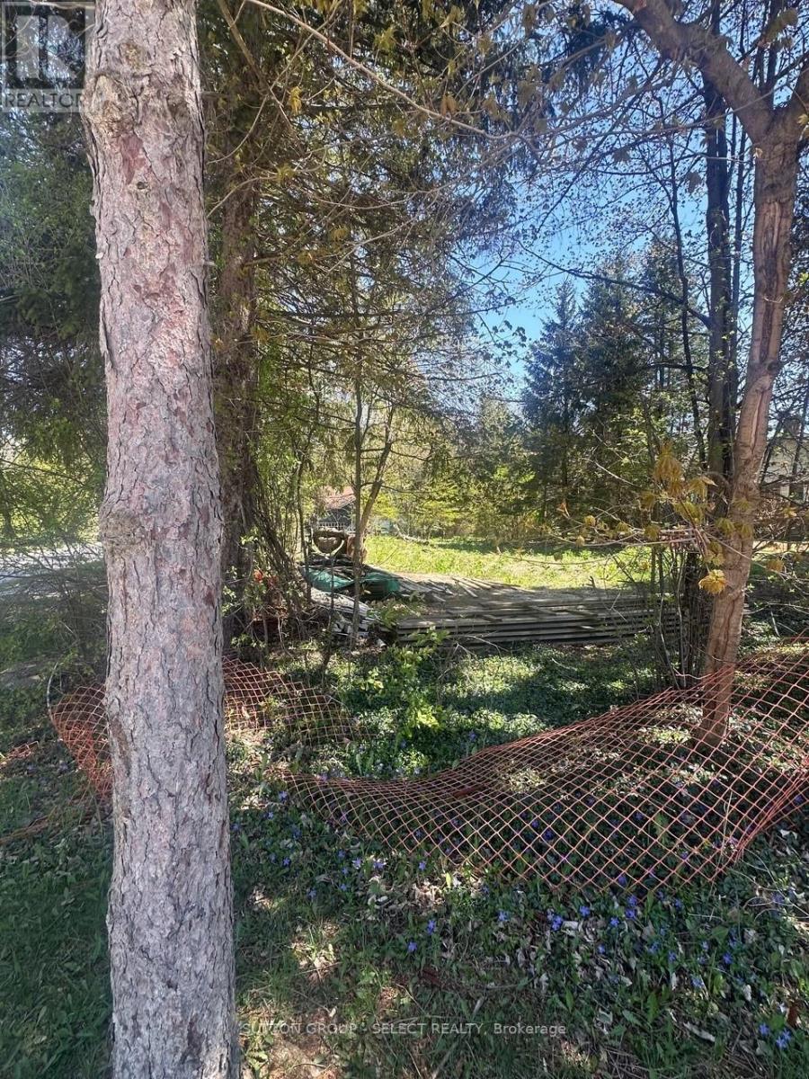 14 Mactavesh Crescent, Bluewater, Ontario  N0M 1G0 - Photo 5 - X12641494