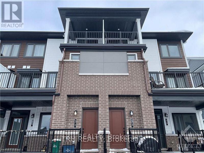 31 ZOISITE PRIVATE, Ottawa, Ontario