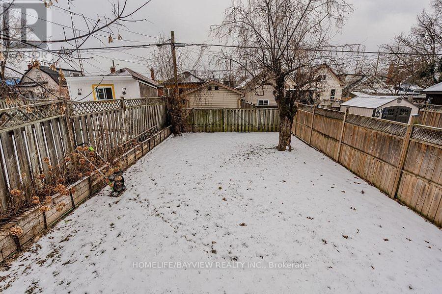 75 Holmstead Avenue, Toronto, Ontario  M4B 1T3 - Photo 25 - E12640206