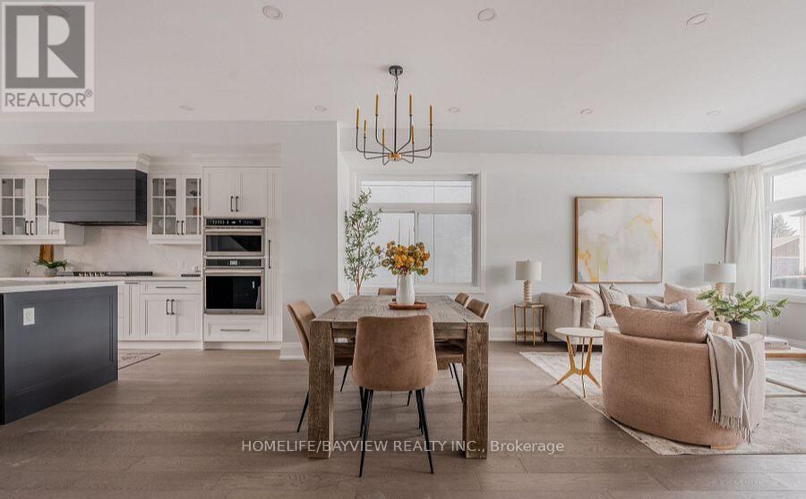 75 Holmstead Avenue, Toronto, Ontario  M4B 1T3 - Photo 7 - E12640206