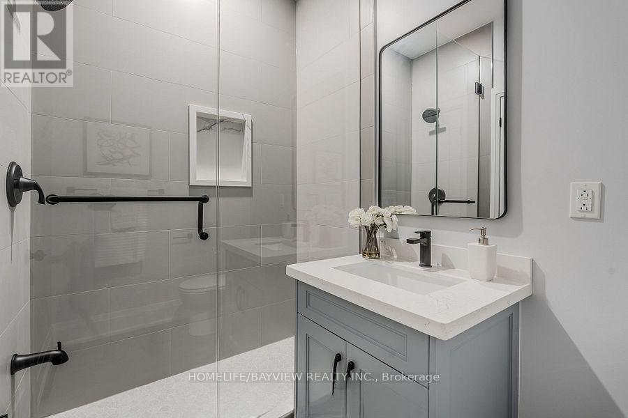 75 Holmstead Avenue, Toronto, Ontario  M4B 1T3 - Photo 23 - E12640206