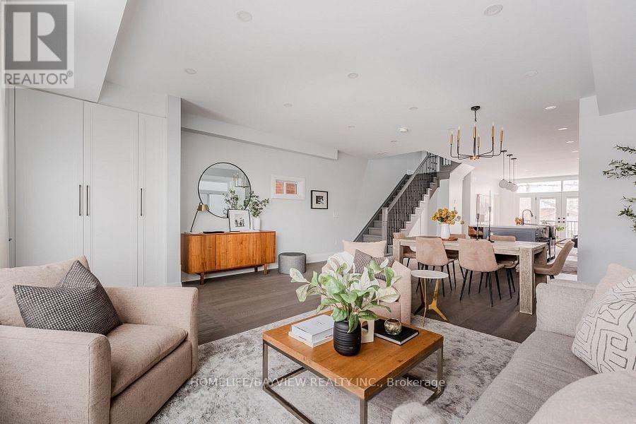 75 Holmstead Avenue, Toronto, Ontario  M4B 1T3 - Photo 8 - E12640206