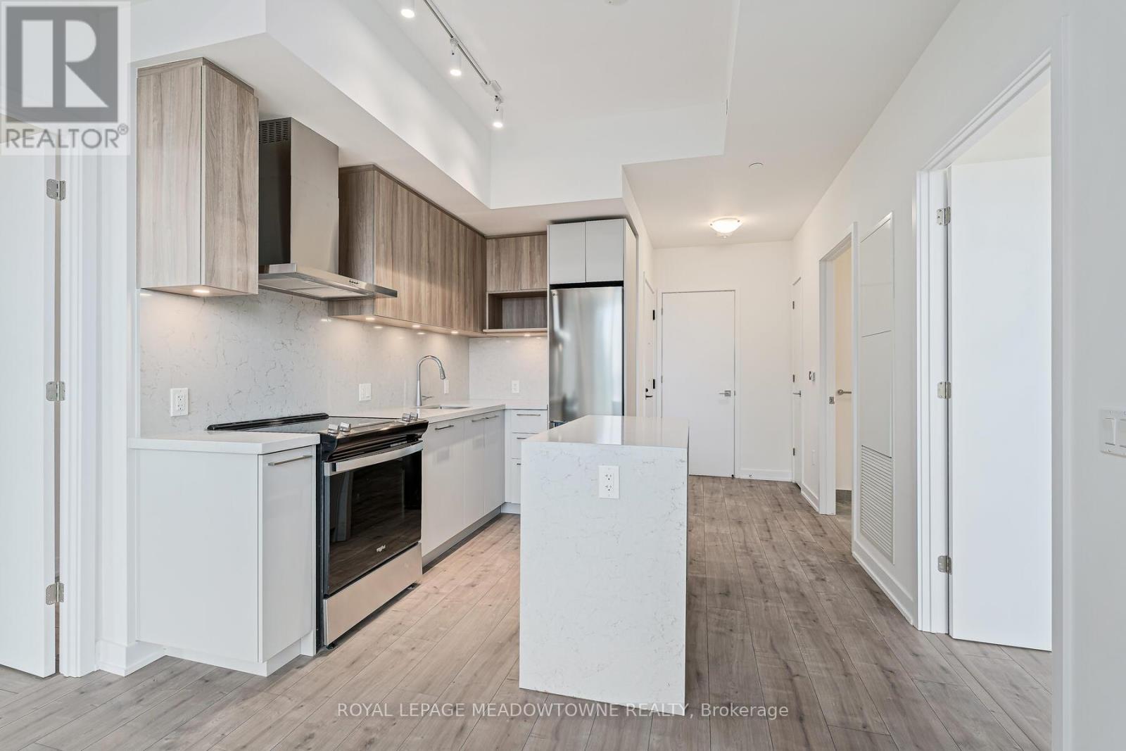 218 - 500 Plains Road, Burlington, Ontario  L7T 2E1 - Photo 7 - W12544092