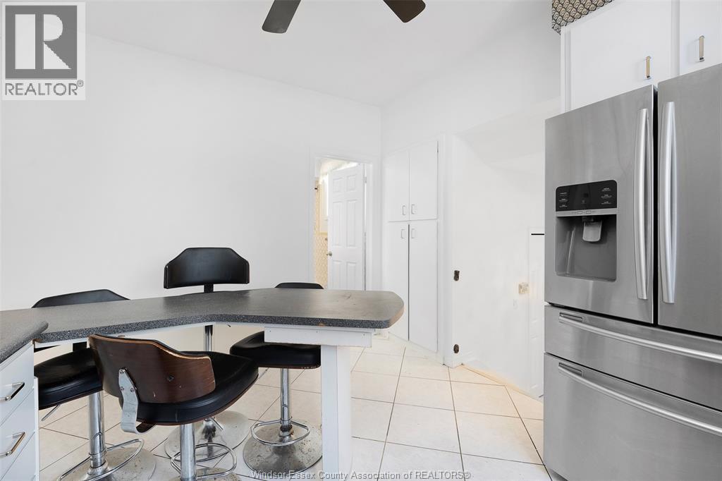 967 Gladstone, Windsor, Ontario N9A 2R5 - Photo 14 - 25031855