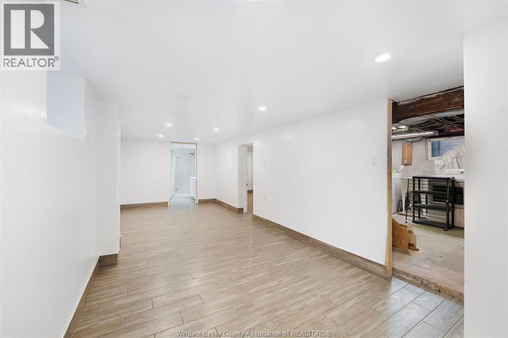 967 Gladstone, Windsor, Ontario N9A 2R5 - Photo 19 - 25031855