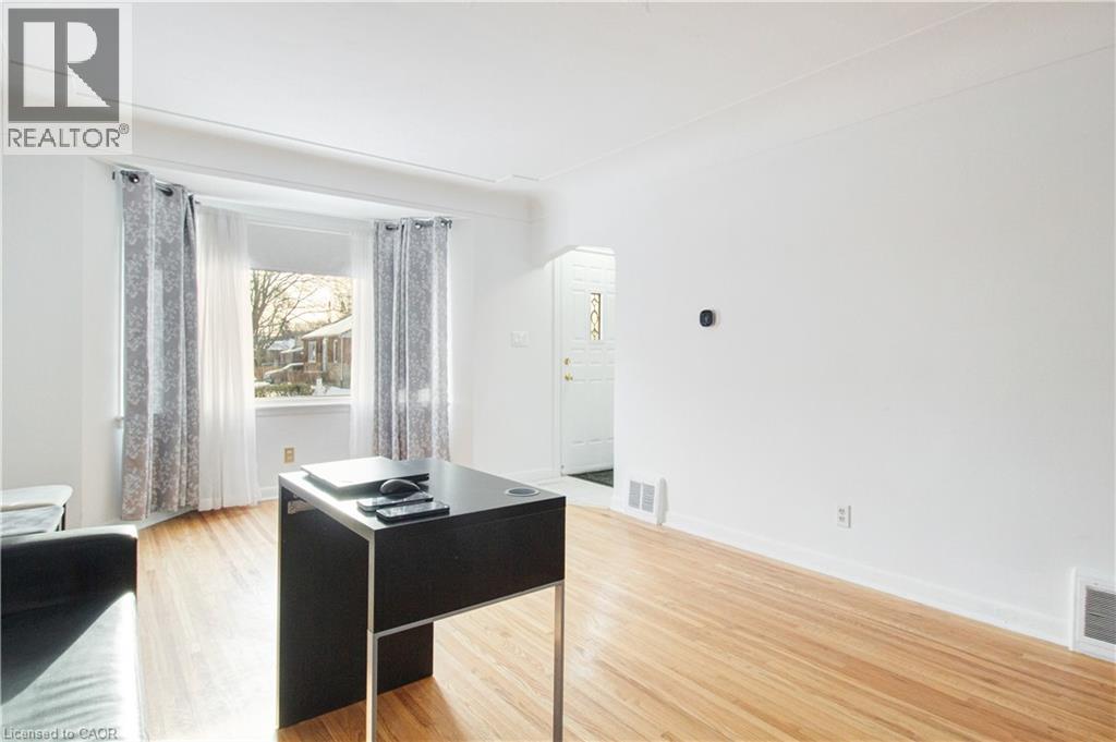 773 E Queensdale Avenue E, Hamilton, Ontario  L8V 1M7 - Photo 12 - 40794514