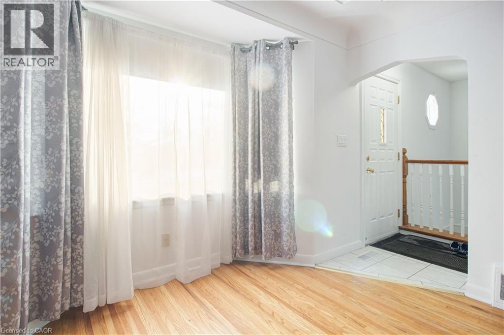 773 E Queensdale Avenue E, Hamilton, Ontario  L8V 1M7 - Photo 13 - 40794514