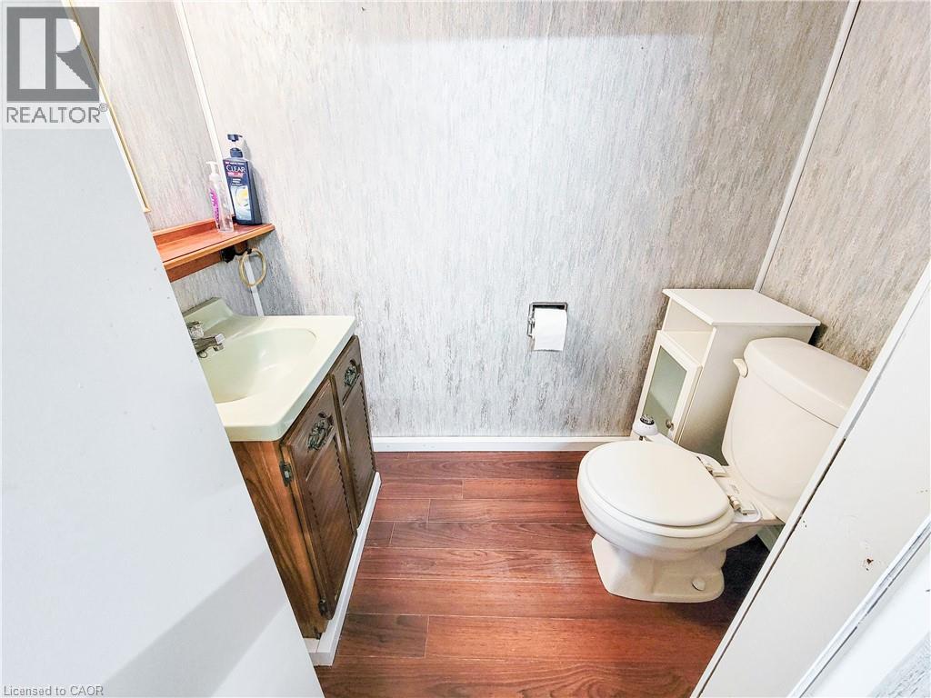 773 E Queensdale Avenue E, Hamilton, Ontario  L8V 1M7 - Photo 29 - 40794514