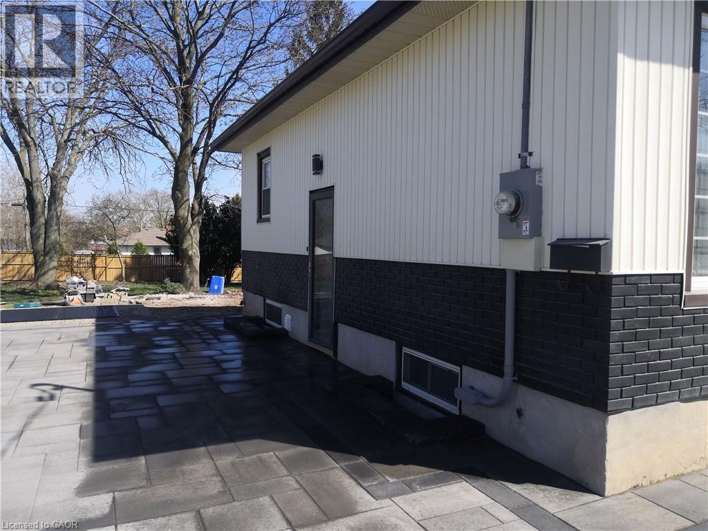 8 Frederick Street Unit# Main Floor, St. Catharines, Ontario  L2S 2S2 - Photo 11 - 40794404