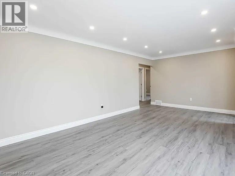 8 Frederick Street Unit# Main Floor, St. Catharines, Ontario  L2S 2S2 - Photo 8 - 40794404