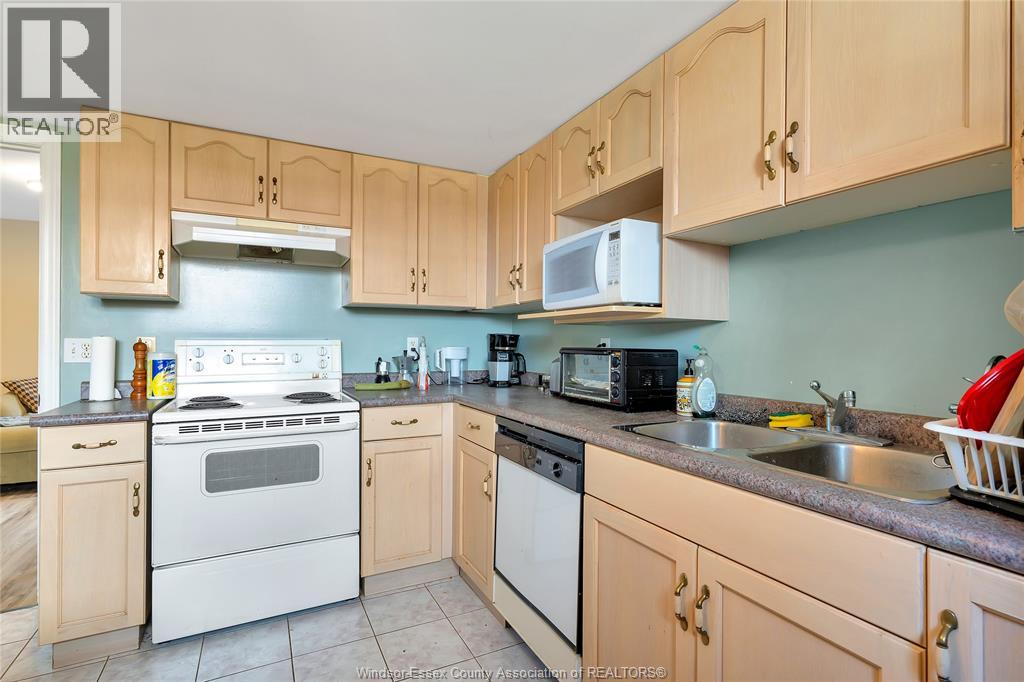 4316 Golfcourse Crescent, Windsor, Ontario N9G 2P4 - Photo 22 - 25031850