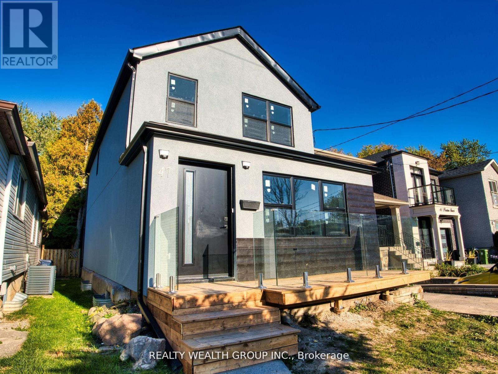 47 PRESTON STREET, Toronto, Ontario