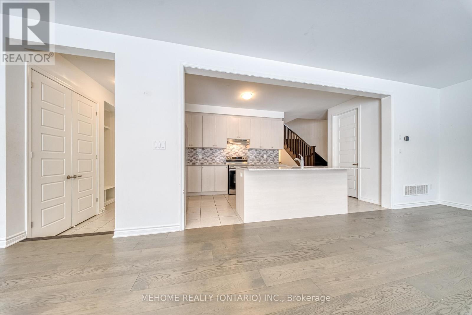 1851 Passionfruit Grove, Pickering, Ontario  L1Y 0B5 - Photo 9 - E12641514