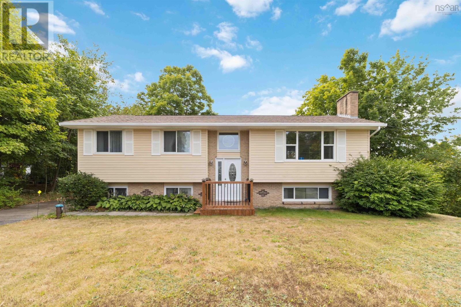 1 Patricia Place, Lake Echo, Nova Scotia