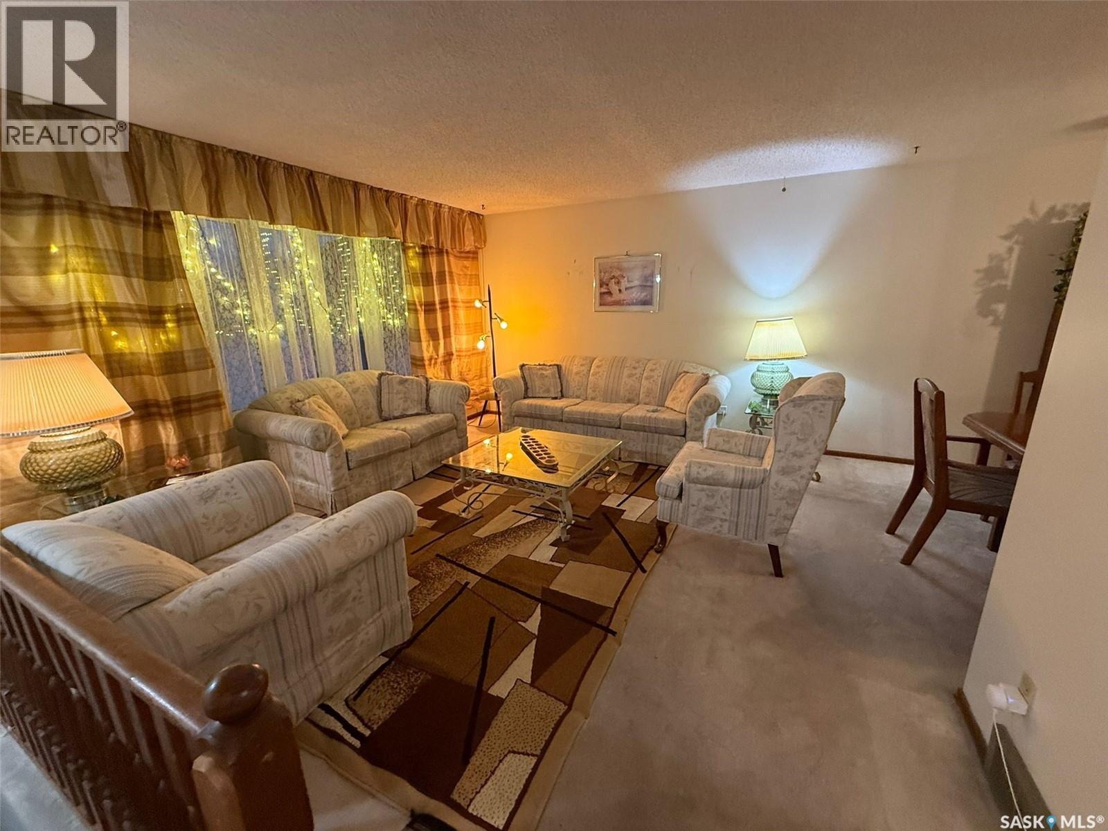 1534 Fleet Street, Regina, Saskatchewan  S4N 5S1 - Photo 3 - SK024496