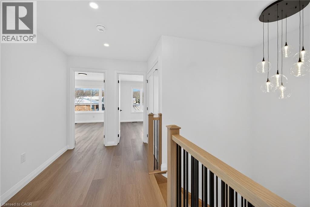 29 Kingfisher Drive, Hamilton, Ontario  L9A 5A4 - Photo 43 - 40690071