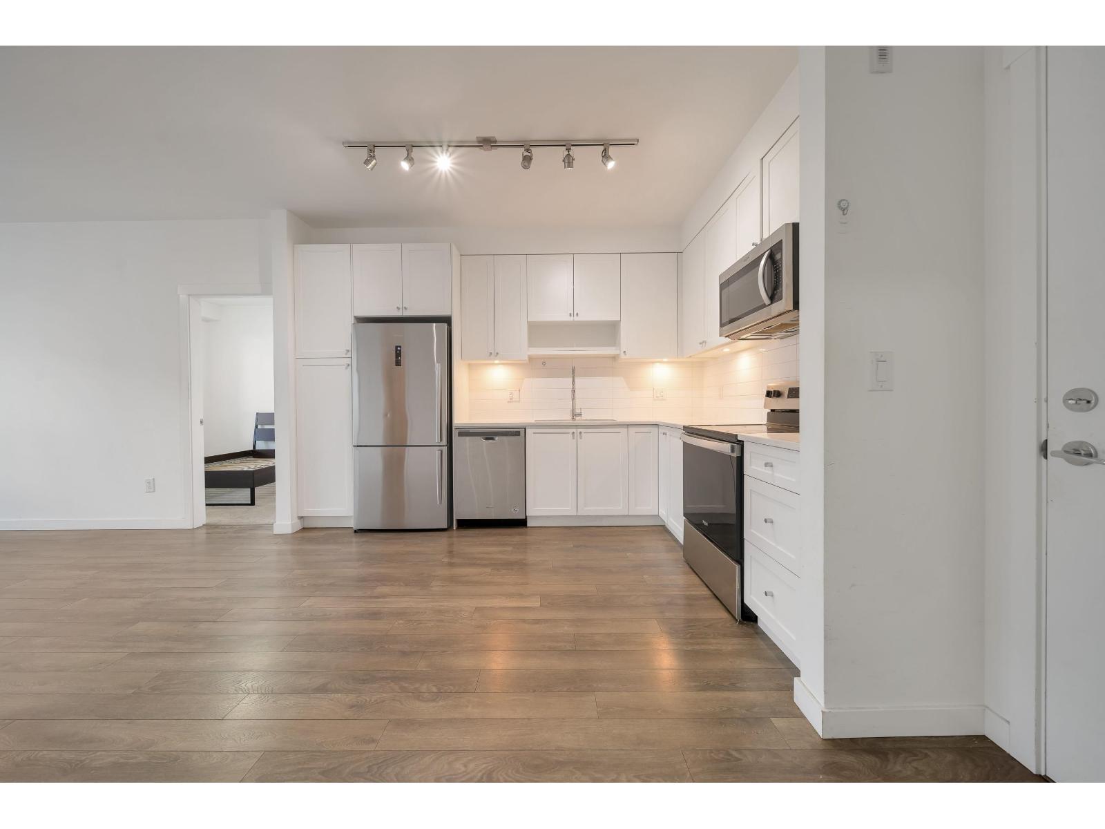 317 13628 81a Avenue, Surrey, British Columbia  V3W 3E2 - Photo 9 - R3067369