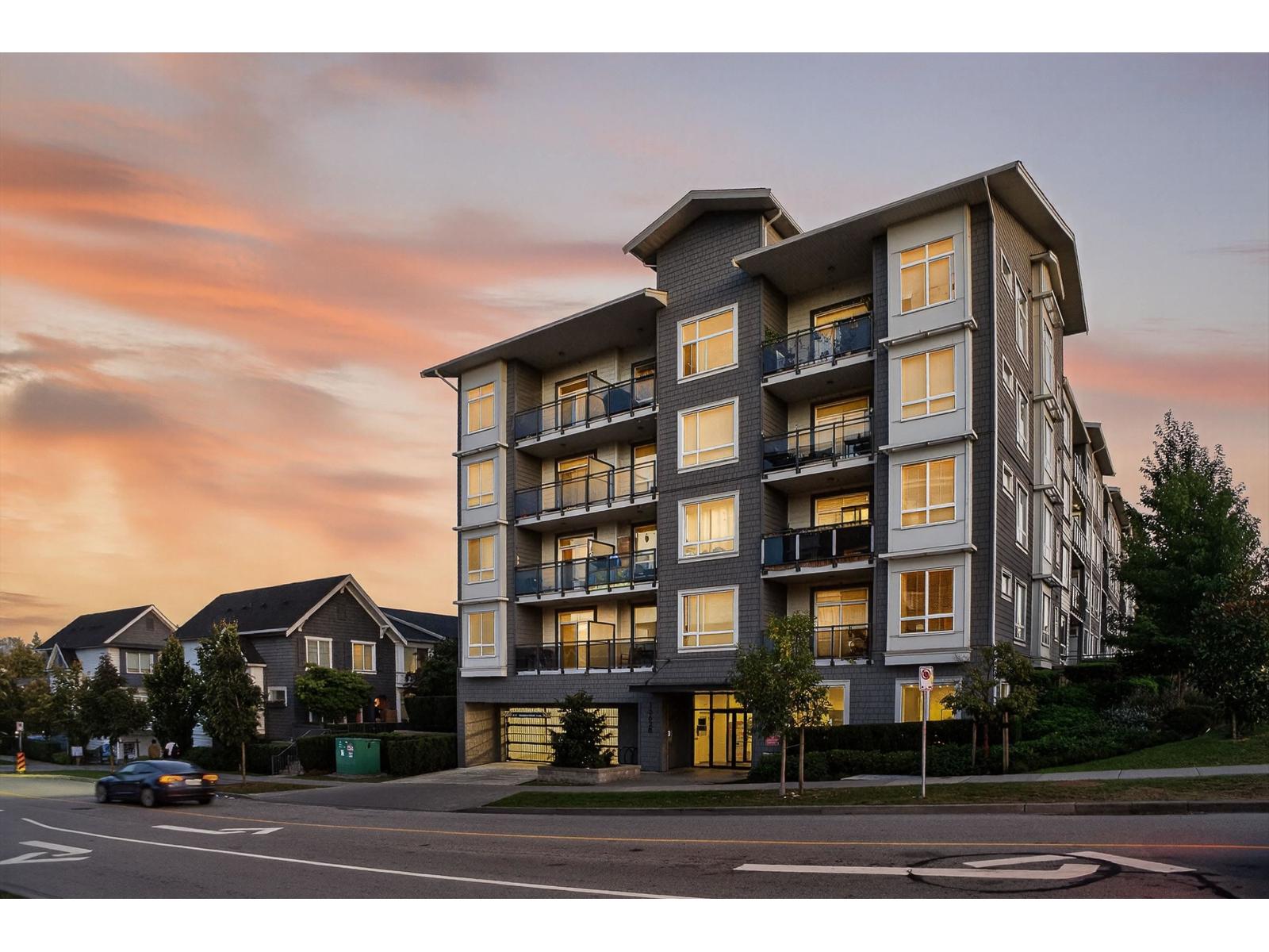 317 13628 81a Avenue, Surrey, British Columbia  V3W 3E2 - Photo 3 - R3067369