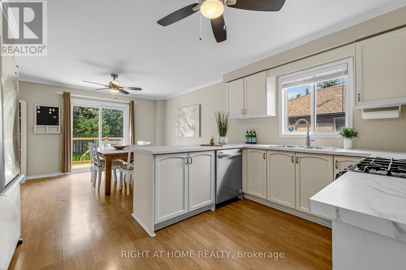 59 Kingsridge Road, Barrie (Bayshore), Ontario  L4N 8V2 - Photo 13 - S12641460