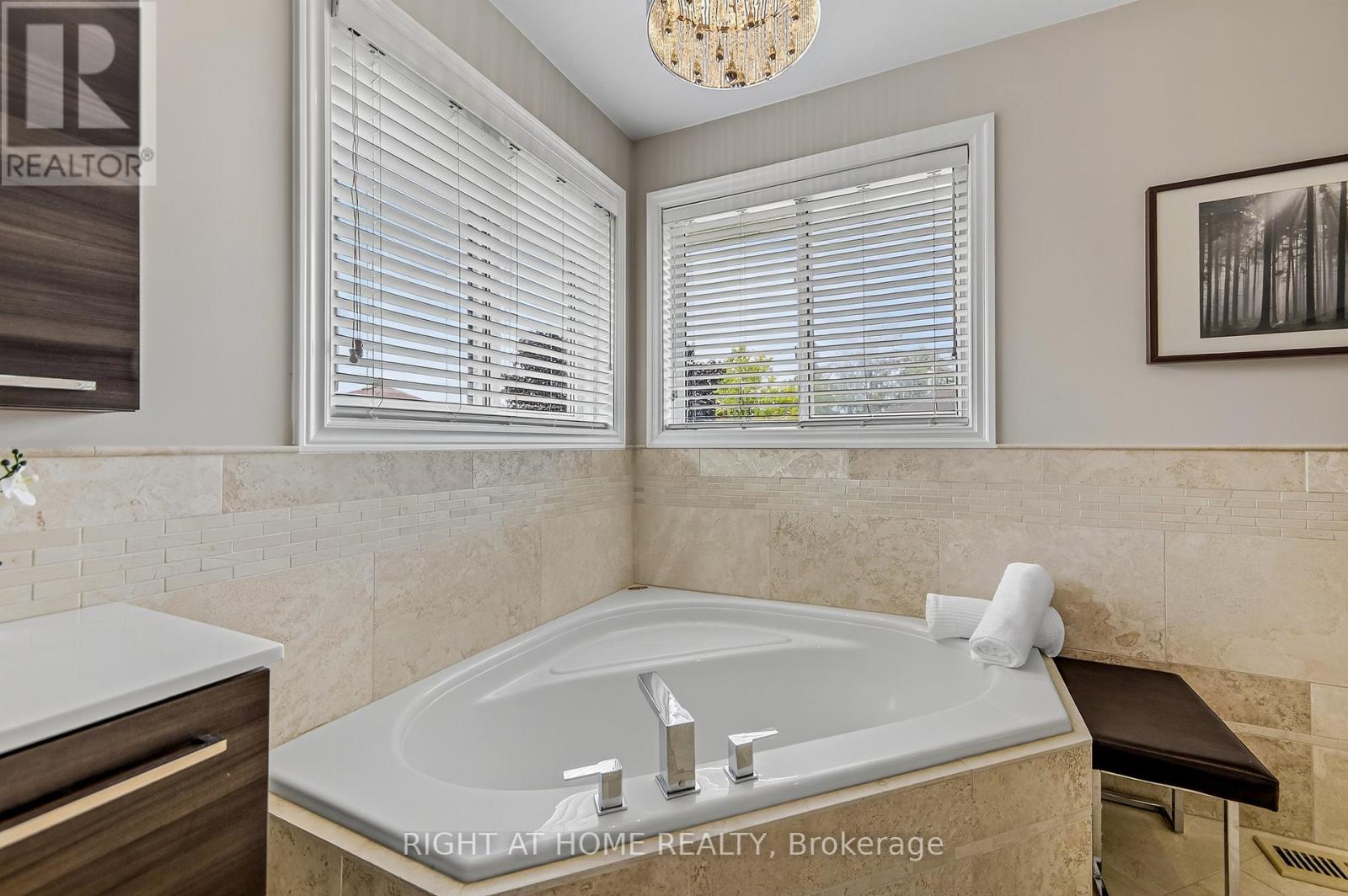 59 Kingsridge Road, Barrie (Bayshore), Ontario  L4N 8V2 - Photo 22 - S12641460