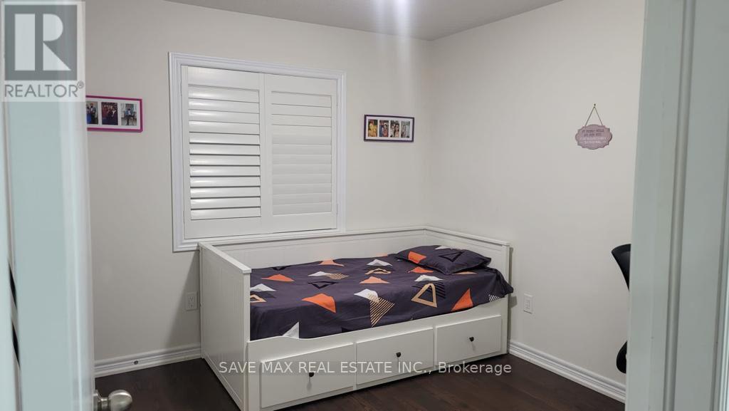 22 Wishing Well Crescent, Caledon, Ontario  L7C 3R2 - Photo 14 - W12641476