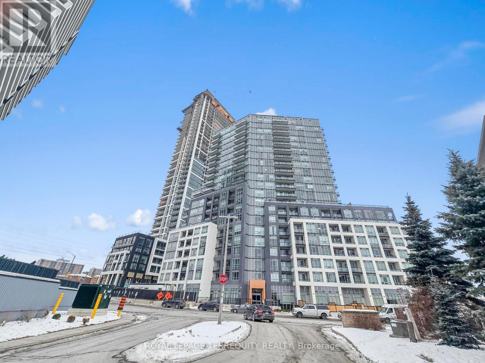 704 - 225 Malta Avenue, Brampton, Ontario  L6Y 4M5 - Photo 1 - W12641484