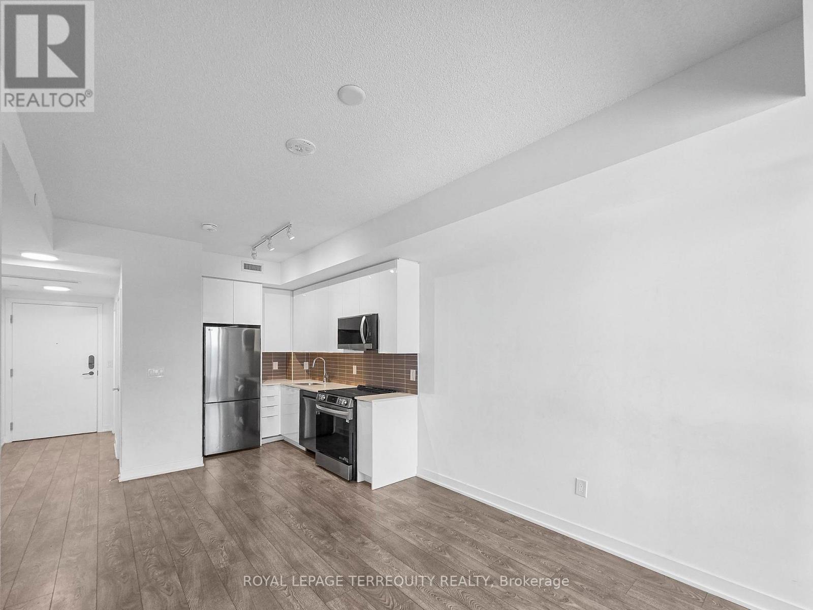 704 - 225 Malta Avenue, Brampton, Ontario  L6Y 4M5 - Photo 10 - W12641484