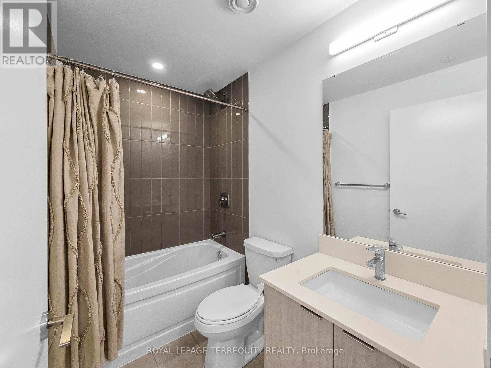 704 - 225 Malta Avenue, Brampton, Ontario  L6Y 4M5 - Photo 21 - W12641484