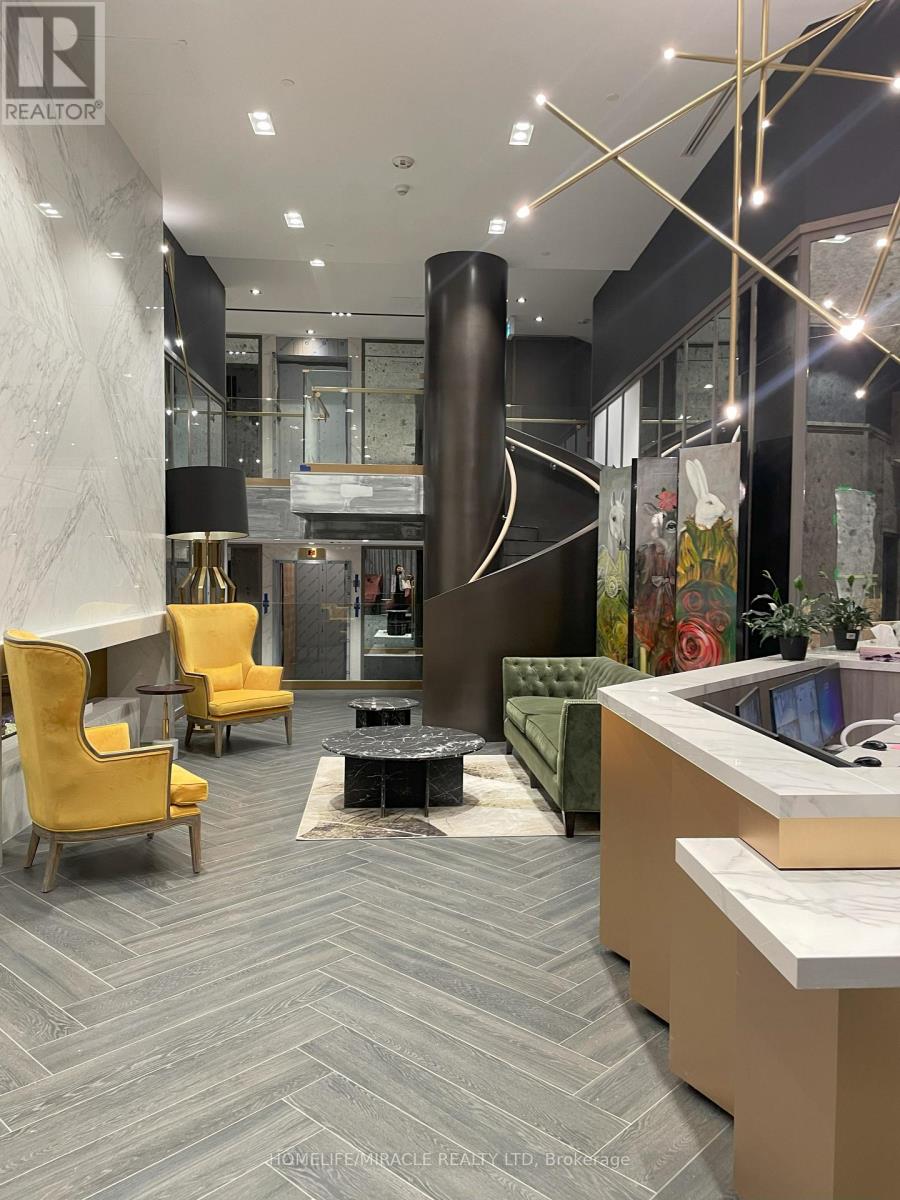 331 - 395 Dundas Street, Oakville, Ontario  L6M 5R8 - Photo 3 - W12641502