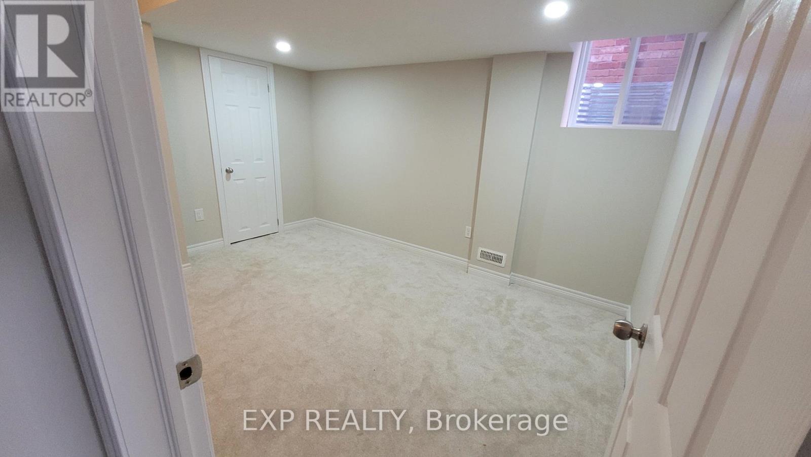 Lower - 1116 Savoline Boulevard, Milton, Ontario  L9T 7T1 - Photo 5 - W12641534