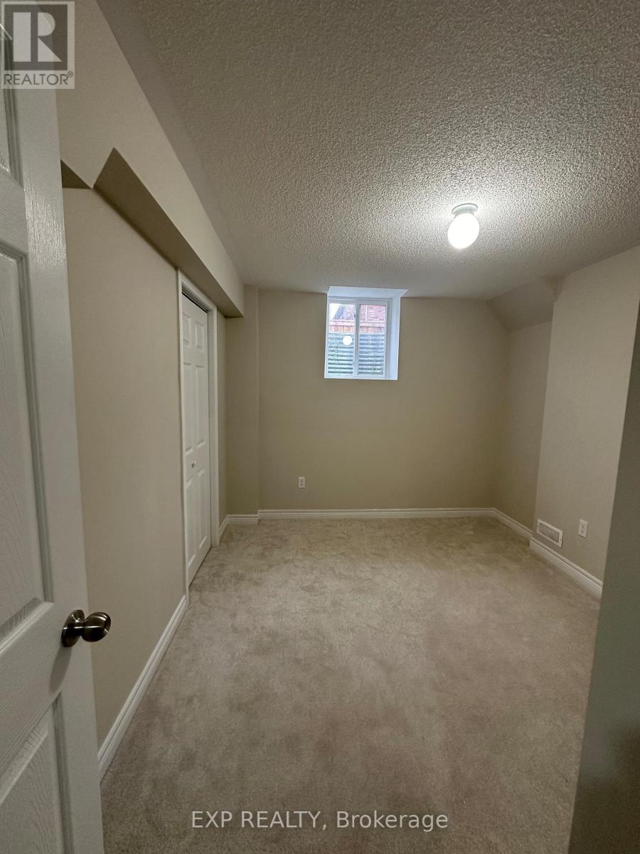 Lower - 1116 Savoline Boulevard, Milton, Ontario  L9T 7T1 - Photo 8 - W12641534