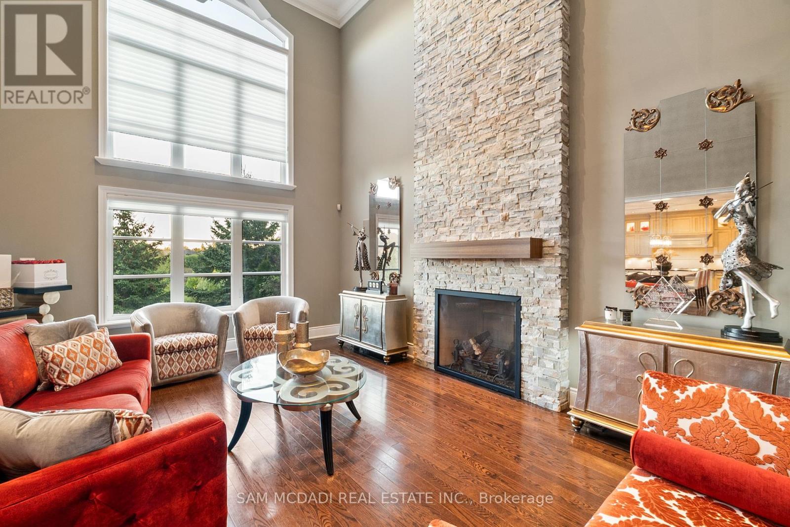 1220 Milna Drive, Oakville, Ontario  L6H 0A8 - Photo 15 - W12641540