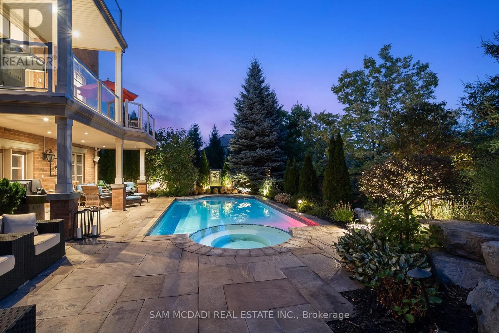 1220 Milna Drive, Oakville, Ontario  L6H 0A8 - Photo 46 - W12641540