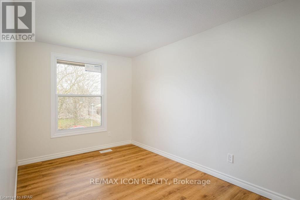 55 Crehan Crescent, Stratford, Ontario  N4Z 1B6 - Photo 17 - X12641470