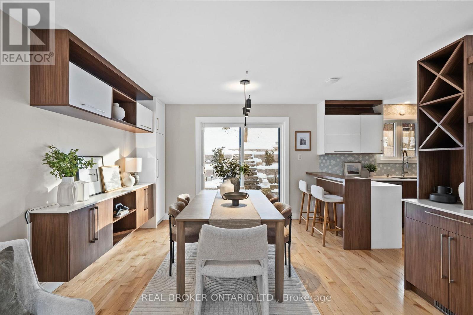 190 Winston Boulevard, Cambridge, Ontario  N3C 1M3 - Photo 5 - X12641506