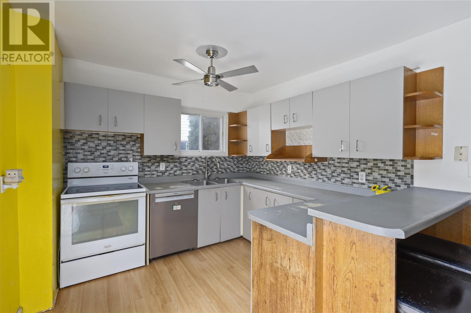 195 Maple St, Sault Ste. Marie, Ontario  P6B 2H9 - Photo 18 - SM253237