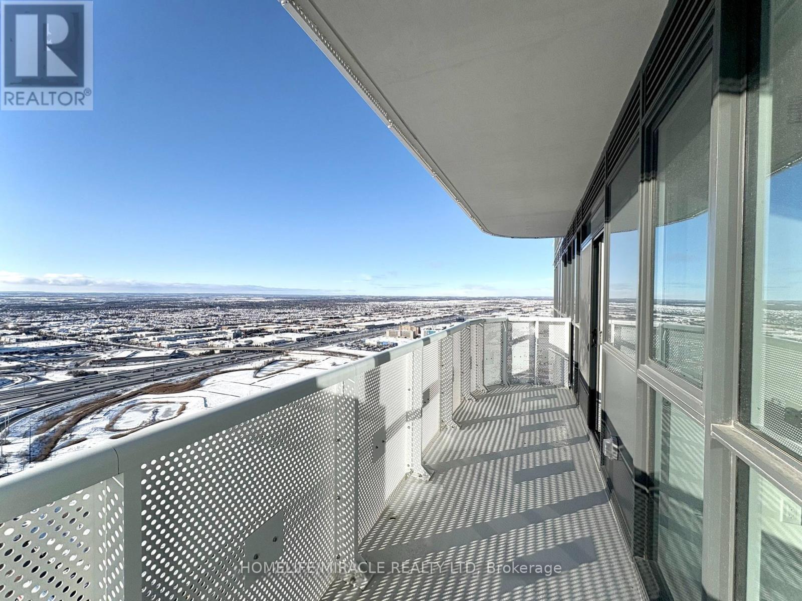 2201 - 8 Interchange Way, Vaughan, Ontario  L4K 4Z7 - Photo 10 - N12641296