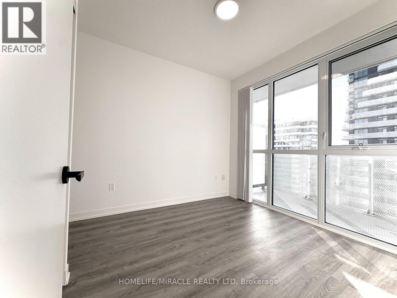 2201 - 8 Interchange Way, Vaughan, Ontario  L4K 4Z7 - Photo 5 - N12641296