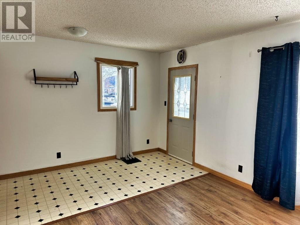 77 Rankin Street, Red Rock, Ontario  P0T 2P0 - Photo 5 - TB253676