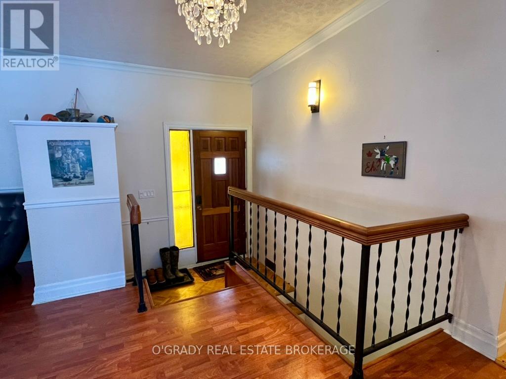 2 Pooles Resort Road, Leeds And The Thousand Islands, Ontario  K0E 1R0 - Photo 40 - X12641368