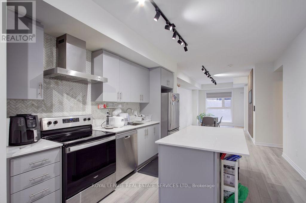 123 - 349 Wheat Boom Drive E, Oakville, Ontario  L6H 7X5 - Photo 9 - W12641052