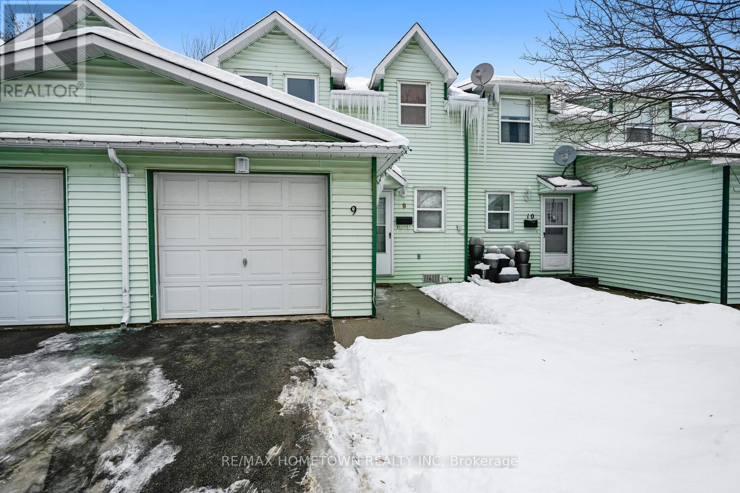 9 - 27 Aldershot Avenue, Brockville, Ontario  K6V 2P7 - Photo 2 - X12641554