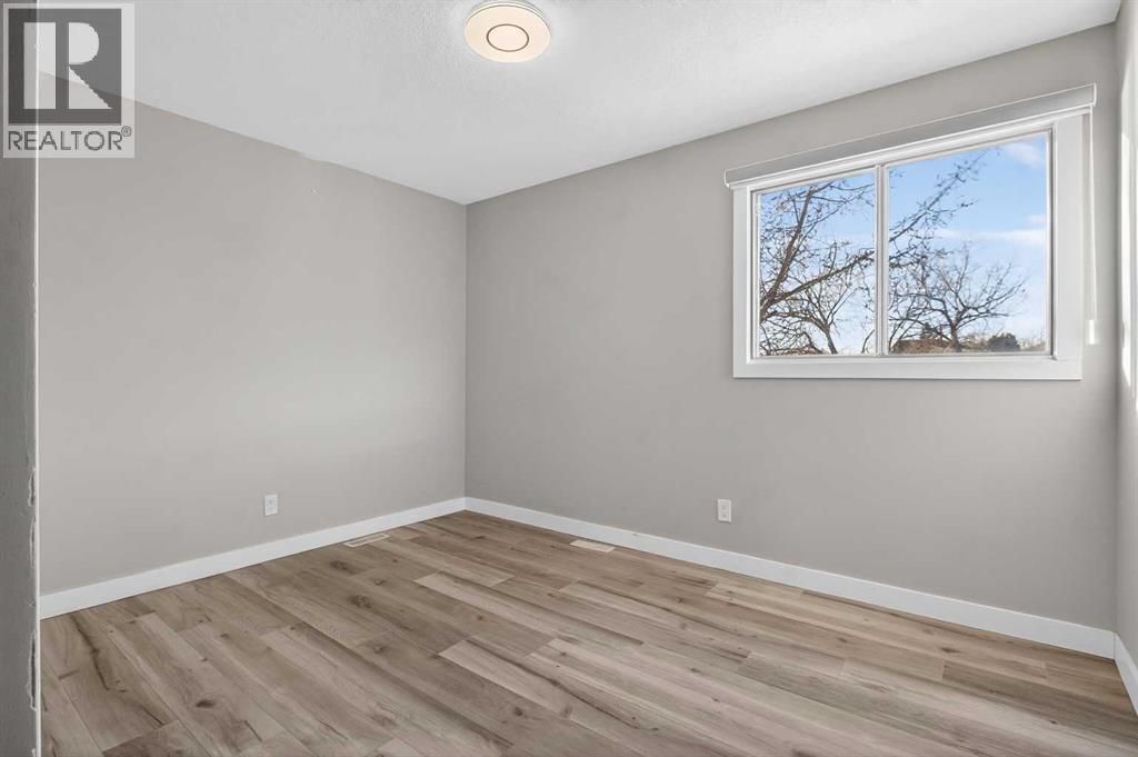 3304 56 Street Ne, Calgary, Alberta  T1Y 3W1 - Photo 21 - A2275668