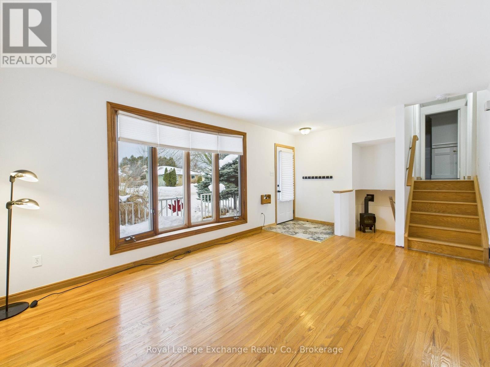 673 Scott Street, Kincardine, Ontario  N2Z 1T2 - Photo 2 - X12641566