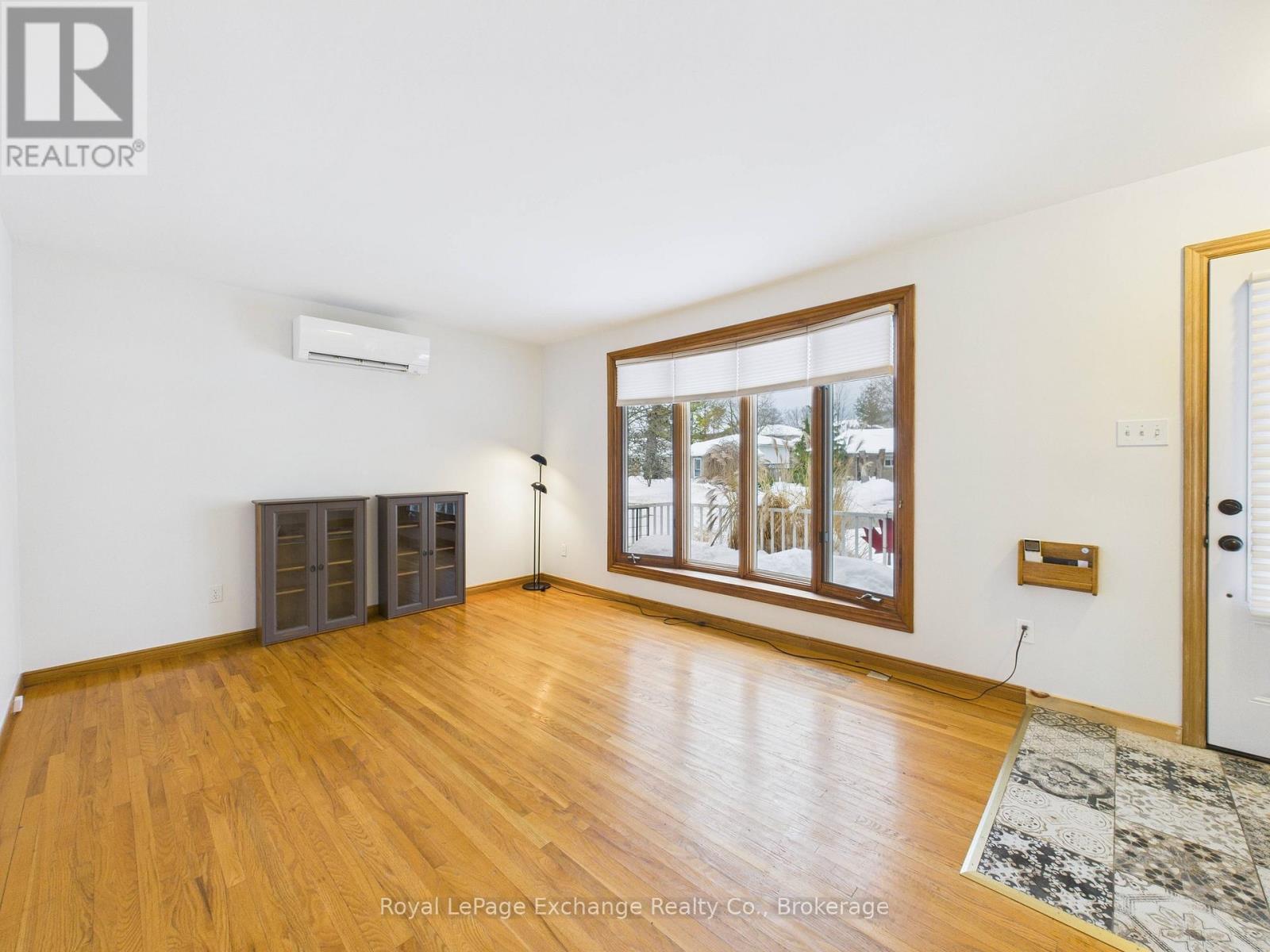 673 Scott Street, Kincardine, Ontario  N2Z 1T2 - Photo 3 - X12641566