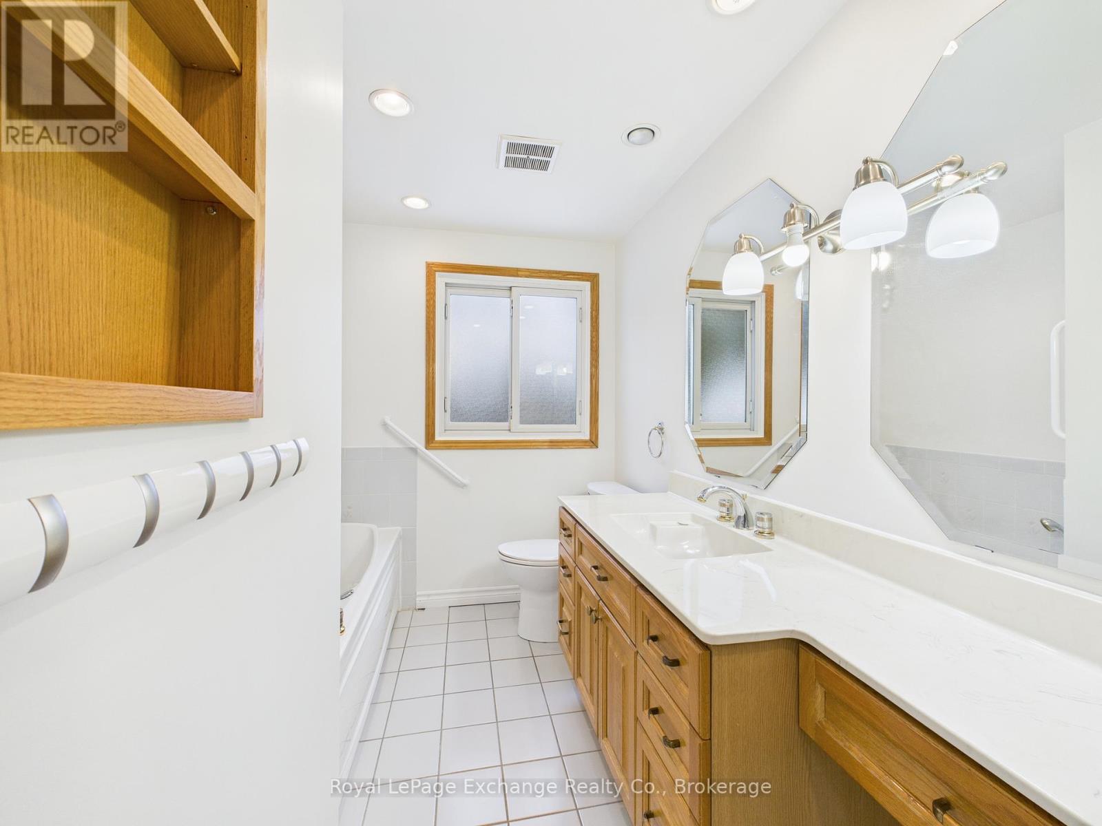 673 Scott Street, Kincardine, Ontario  N2Z 1T2 - Photo 9 - X12641566