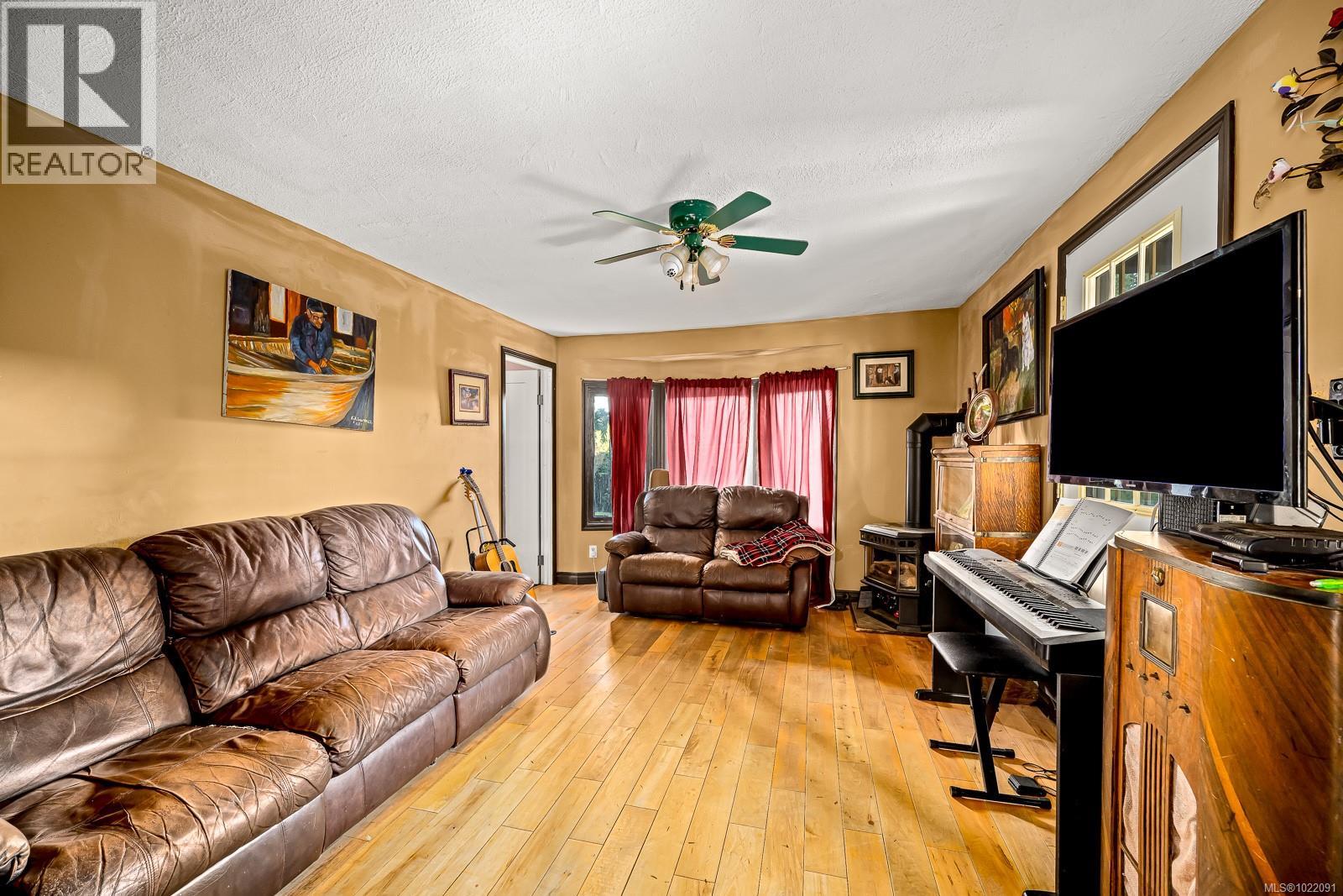 1576 Owen Rd, Comox, British Columbia  V9M 4C6 - Photo 9 - 1022091